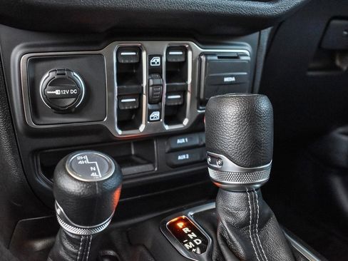 New 2026 Jeep Gladiator Sport image 18