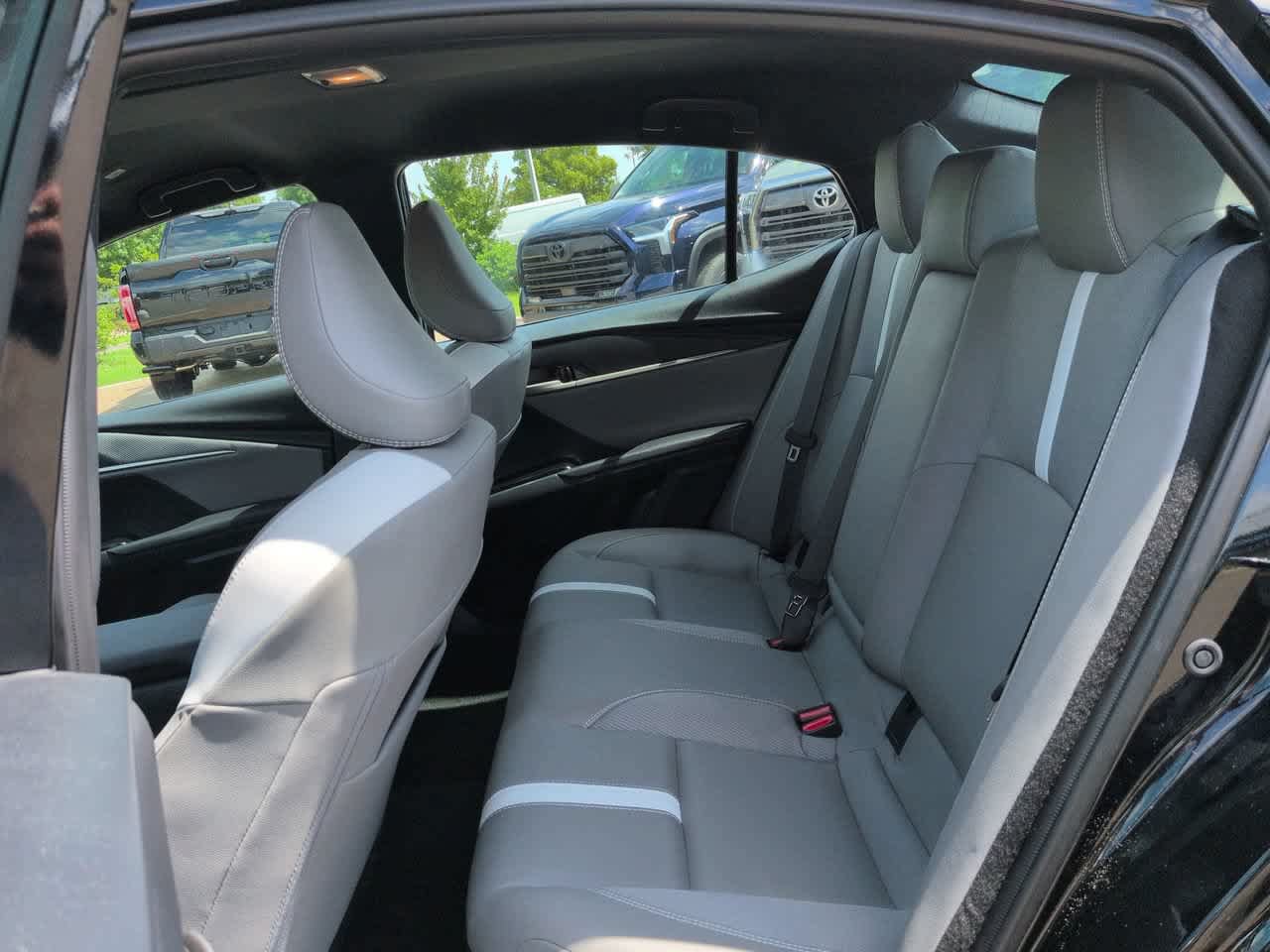 Used 2026 Toyota Camry SE w/ Convenience Package FWD image 13