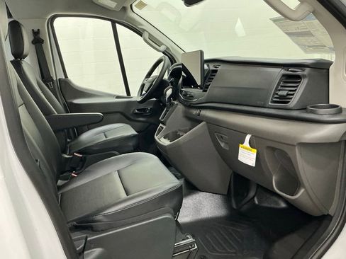 New 2026 Ford Transit 250 Low Roof image 22