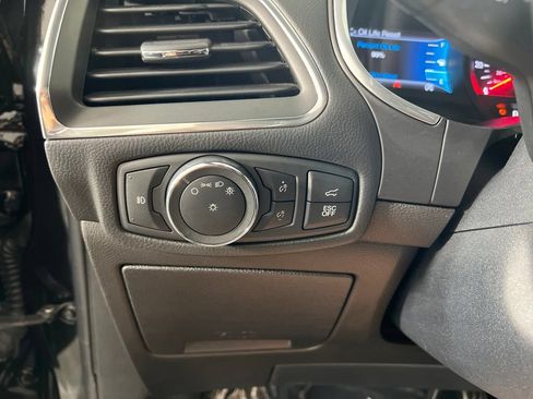 Used 2019 Ford Edge ST w/ Equipment Group 401A AWD/4WD image 29