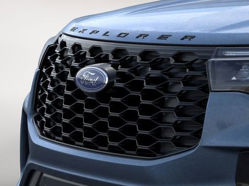 New 2026 Ford Explorer ST-Line w/ ST-Line Street Pack AWD/4WD image 17