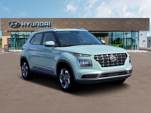 New 2026 Hyundai Venue SEL FWD image 11