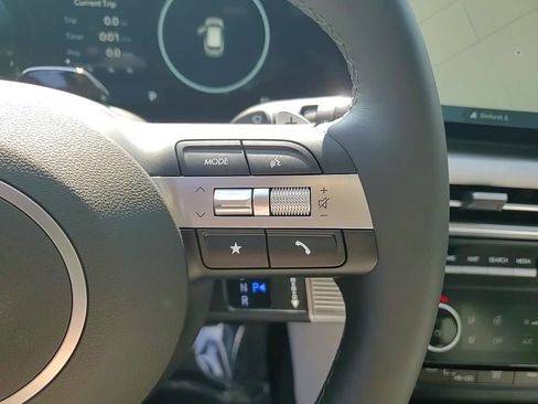 New 2025 Hyundai Tucson Limited image 17