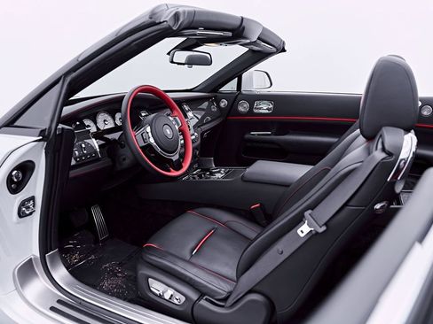 Used 2020 Rolls-Royce Dawn RWD image 46