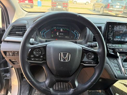 Used 2019 Honda Odyssey EX-L image 18