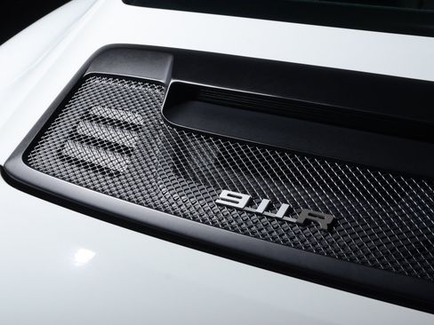 Used 2016 Porsche 911 R image 17