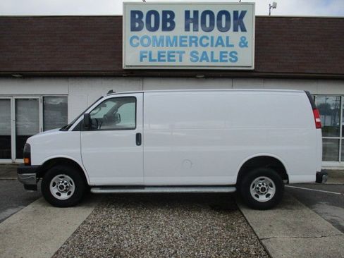Used 2023 GMC Savana 2500 w/ Driver Convenience Package image 27