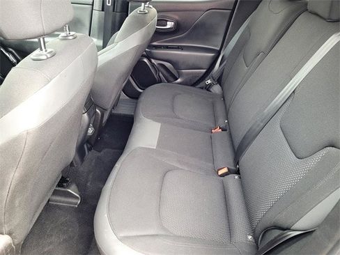 Used 2020 Jeep Renegade Altitude image 12