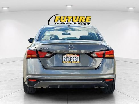 Certified 2025 Nissan Altima 2.5 S image 8