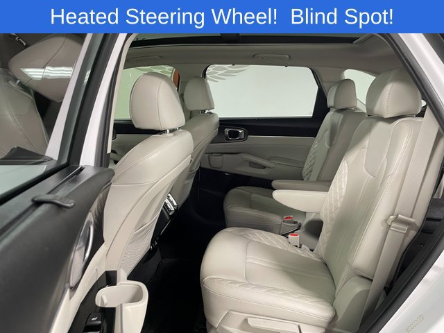 Used 2023 Kia Sorento SX AWD/4WD image 21