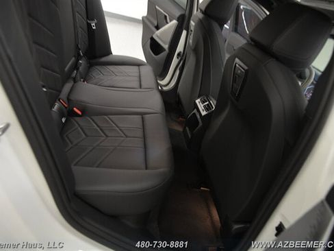 Used 2026 BMW 530i w/ M Sport Package image 23