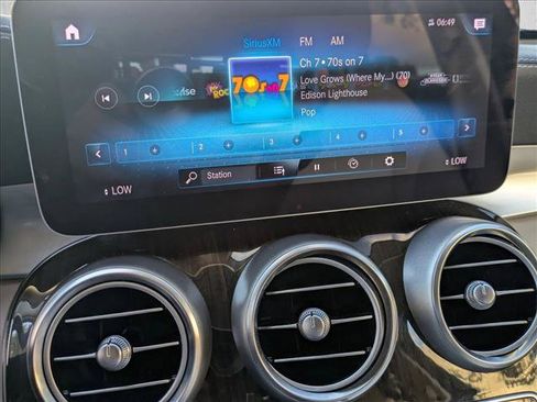 Used 2020 Mercedes-Benz GLC 300 image 13