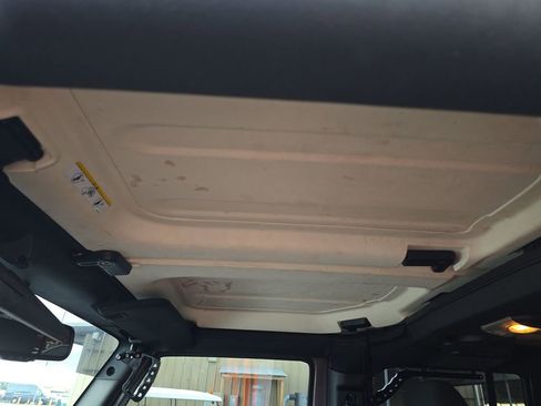 Used 2016 Jeep Wrangler Unlimited Sport w/ Quick Order Package 24S image 10