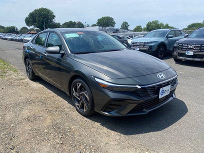 New 2026 Hyundai Elantra Limited