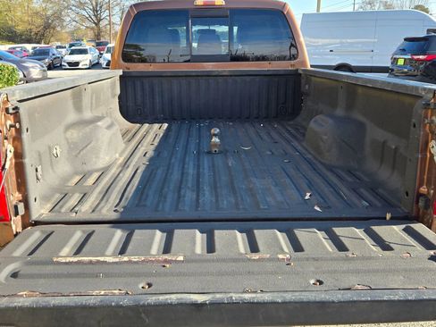 Used 2012 Ford F350 Lariat image 12