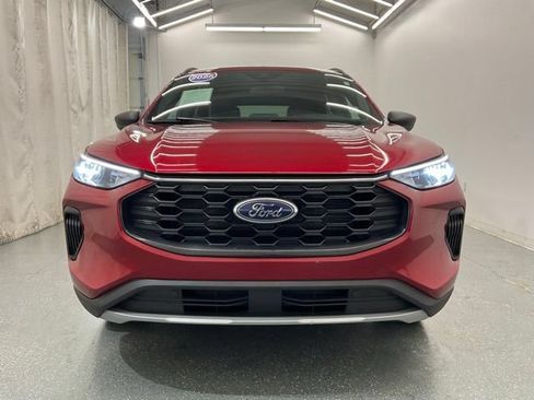 Used 2025 Ford Escape ST-Line AWD/4WD image 3
