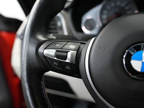 Used 2018 BMW M4 Coupe image 36