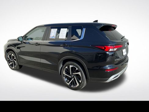 Used 2024 Mitsubishi Outlander SE FWD image 13