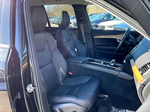 Certified 2023 Volvo XC90 B6 Plus w/ Protection Package image 8