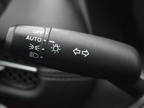 Used 2025 Honda HR-V EX-L image 24