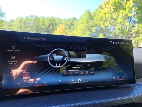 New 2025 BMW i4 eDrive40 w/ Premium Package image 22