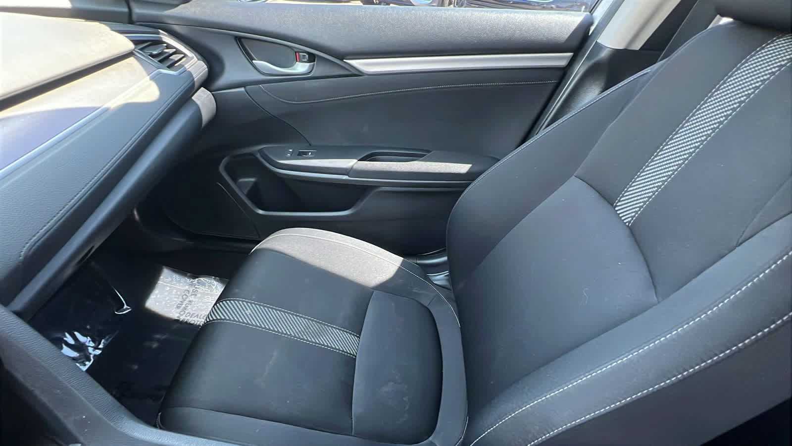 Used 2018 Honda Civic EX-T image 12