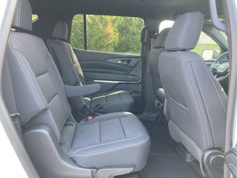 Used 2026 Chevrolet Traverse LT w/ Driver Confidence Package AWD/4WD image 26