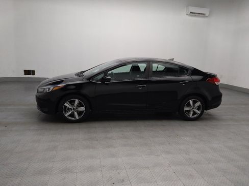 Used 2018 Kia Forte S image 2