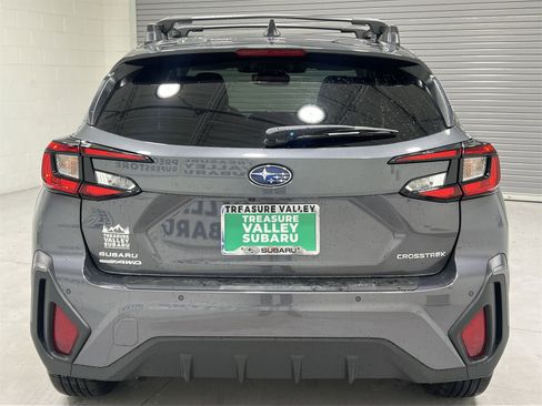 Certified 2025 Subaru Crosstrek 2.5i Limited w/ Crosstrek Mirror Package image 7