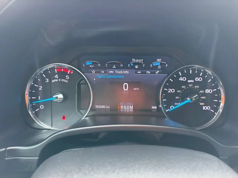 Used 2021 Ford F350 Lariat w/ Lariat Ultimate Package AWD/4WD image 9