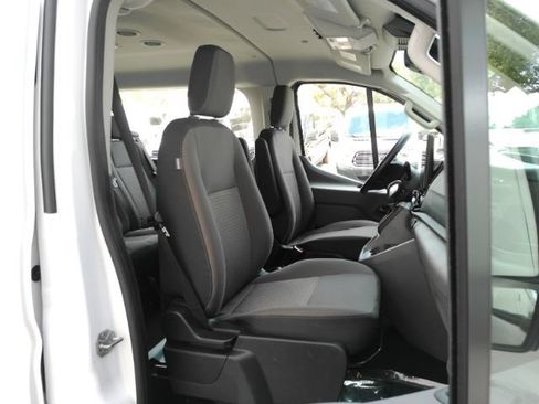 Used 2025 Ford Transit 350 XLT RWD image 17