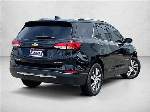 Used 2024 Chevrolet Equinox Premier FWD image 2