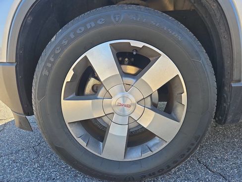 Used 2012 GMC Acadia SLT image 21