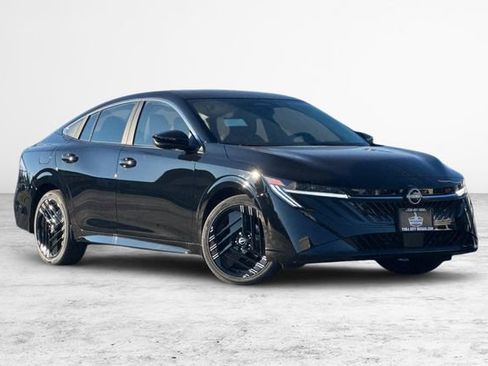 New 2026 Nissan Sentra SR image 2