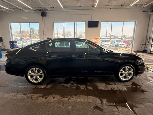 Used 2025 Honda Accord LX image 8