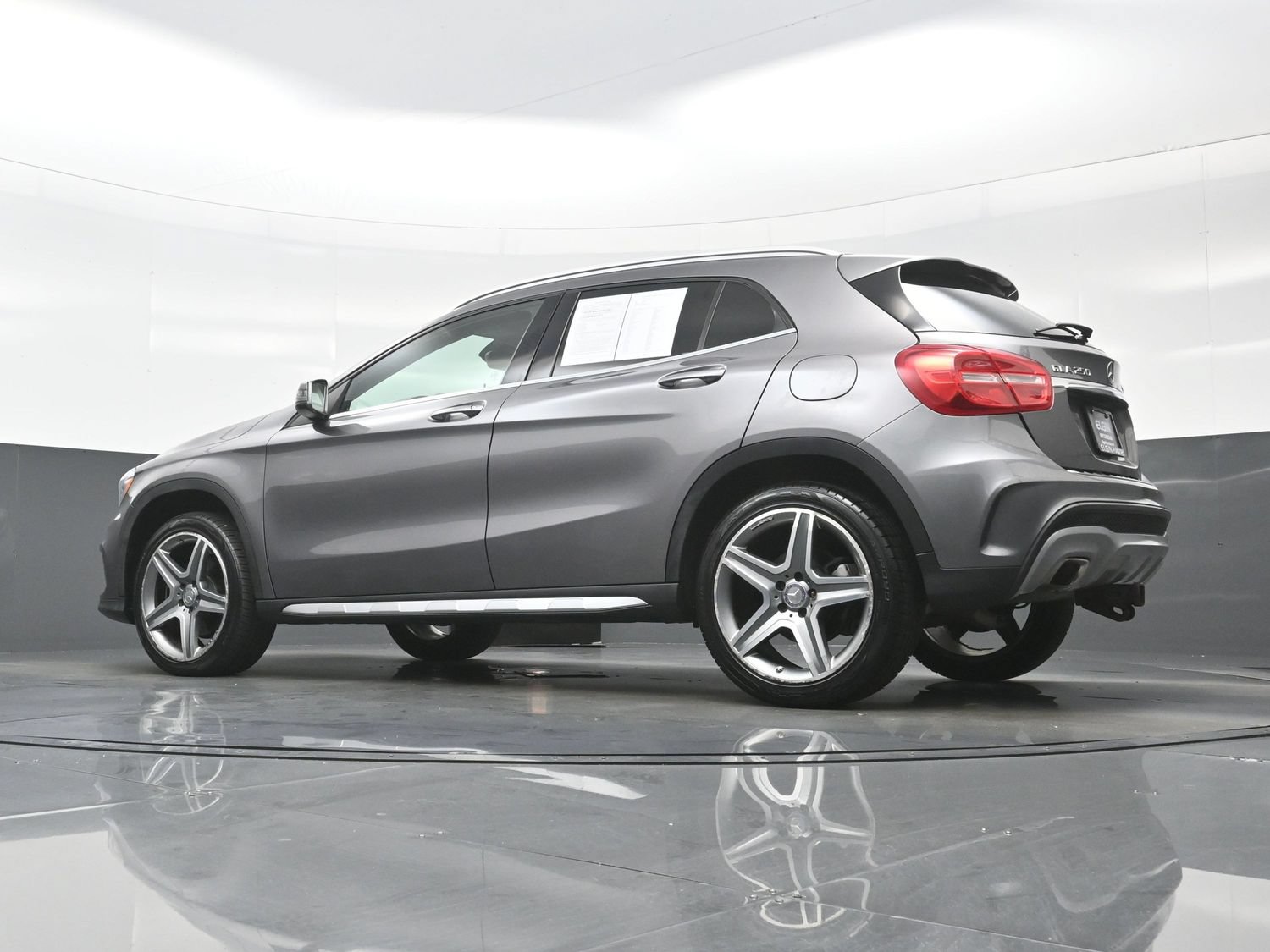 Used 2015 Mercedes-Benz GLA 250 4MATIC image 25