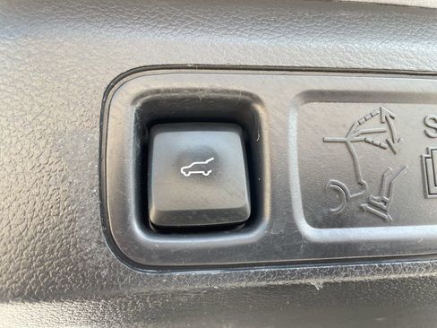 Used 2023 Ford Expedition Limited image 50