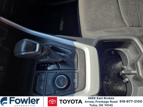 Used 2024 Toyota RAV4 SE AWD/4WD image 23