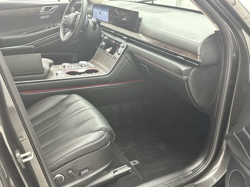 Certified 2025 Genesis GV80 2.5T Select image 25