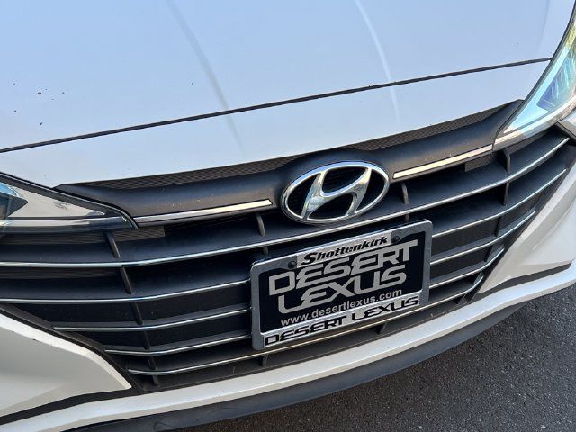 Used 2020 Hyundai Elantra Value Edition w/ Cargo Package (C1) FWD image 15
