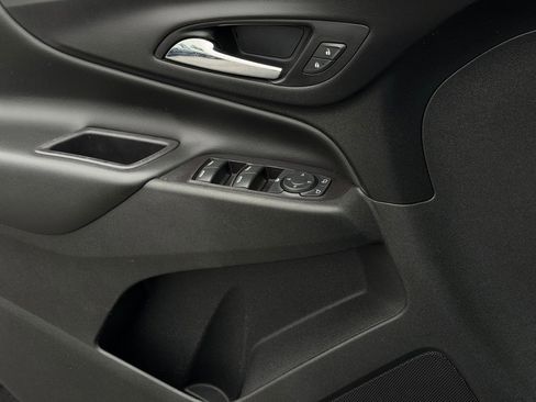 Used 2021 Chevrolet Equinox LT image 20