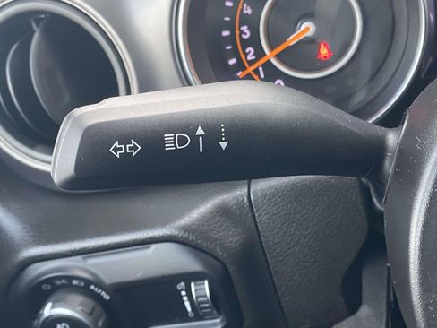 Used 2023 Jeep Gladiator Sport image 22