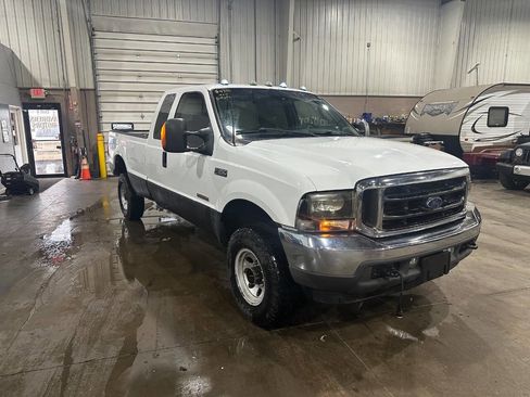 Used 2004 Ford F350 Lariat image 5