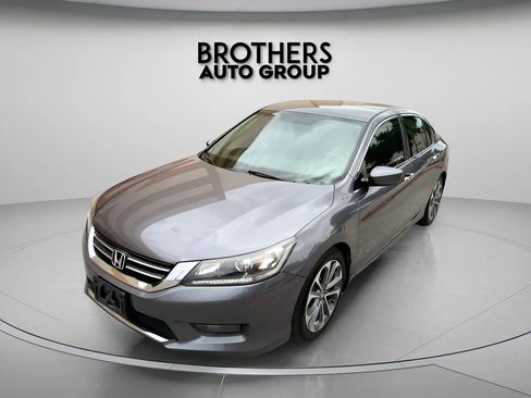 Used 2014 Honda Accord Sport image 6