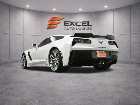 Used 2016 Chevrolet Corvette Z06 w/ 2LZ Preferred Equipment Group RWD image 41