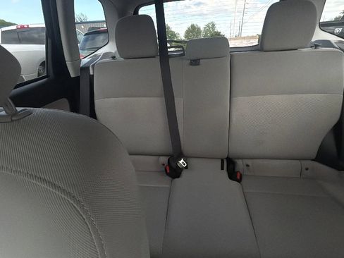 Used 2015 Subaru Forester 2.5i w/ Alloy Wheel Package image 12