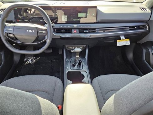 New 2025 Kia K4 EX image 7