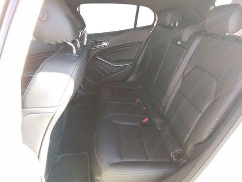 Used 2020 Mercedes-Benz GLA 250 image 13