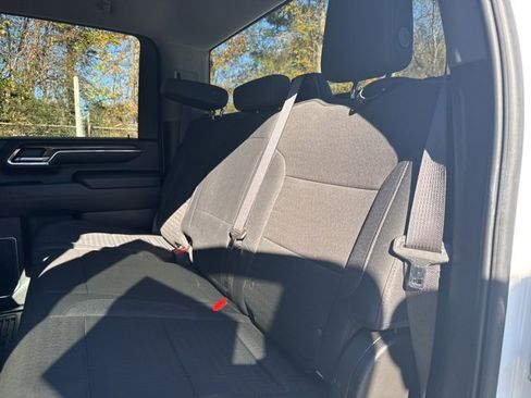 Used 2024 Chevrolet Silverado 2500 LT image 23