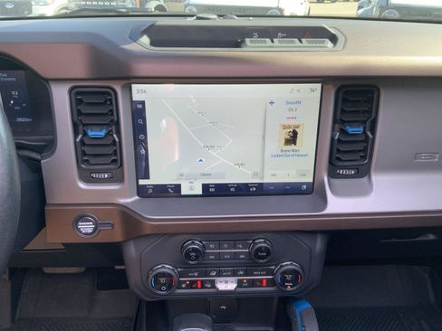 Used 2023 Ford Bronco Outer Banks AWD/4WD image 30